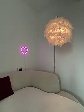 Rileysim88 online show from March 21, 10:20 am