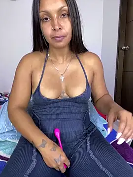 sandylau online show from February 17, 8:41 pm