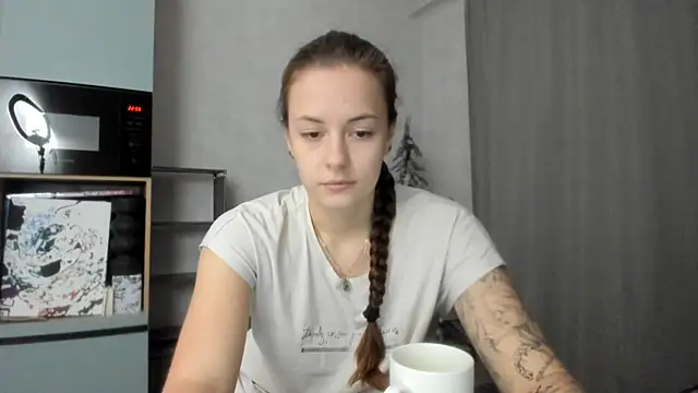 why again me online show from December 13, 7:53 pm