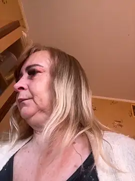 Irina2909xh online show from October 28, 7:58 am