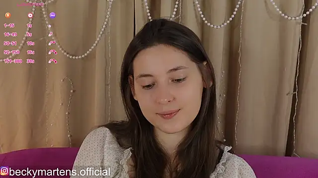 BeckyMartens online show from July 31, 4:46 am