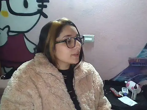sara 110323 online show from July 15, 5:01 am
