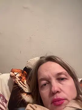 Susanel online show from December 14, 8:25 pm