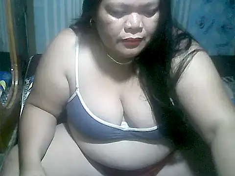 cutechubbyasian online show from January 12, 2:11 pm