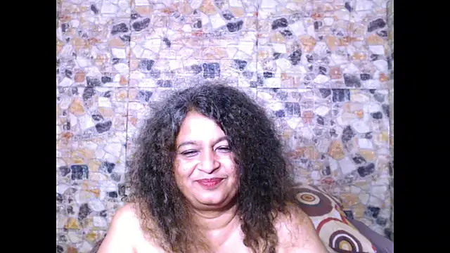 indianstar75 online show from January 11, 12:26 am