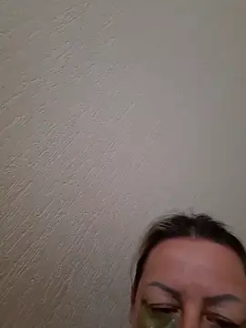 Liana MilfHot online show from March 10, 3:43 am