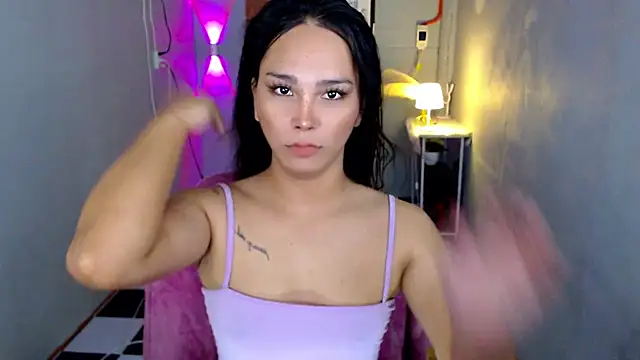 LylianaGirlx online show from June 25, 10:19 am