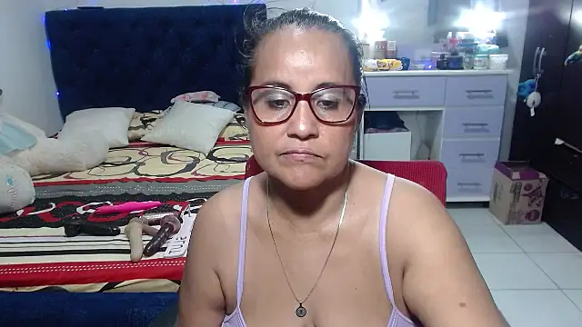 pervert mommy  online show from March 30, 2:49 pm