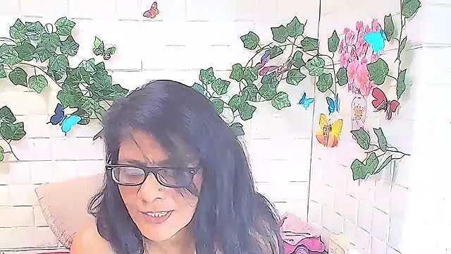 IndianAllure online show from September 15, 5:38 am