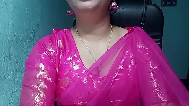 Snapshot of Secret_Dessire chatting on September 11, 6:41 pm Secret Dessire online show from September 11, 6:41 pm
