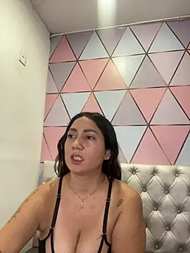 juliana diaz online show from September 19, 11:42 am