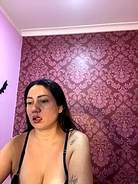 juliana diaz online show from November 3, 11:25 am