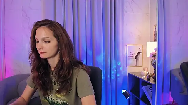 MirandaGlow online show from July 19, 5:42 am