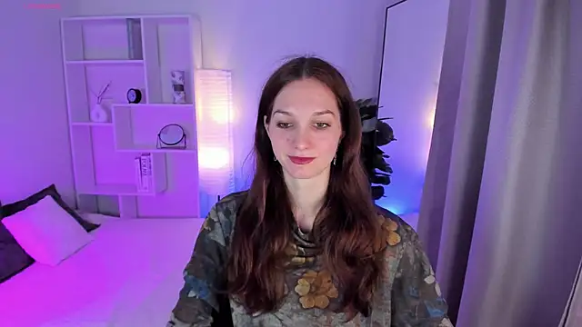 MirandaGlow online show from April 9, 5:43 am