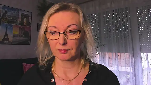 vanessa chat online show from February 24, 2:38 pm