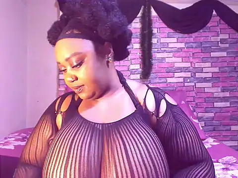 BustySavita online show from April 15, 11:05 pm