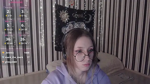 Snapshot of _Hanna_Moon_ chatting on October 13, 1:14 pm Hanna Moon online show from October 13, 1:14 pm