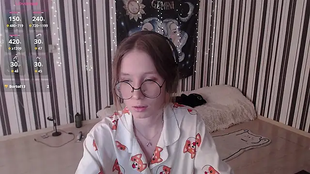 Snapshot of _Hanna_Moon_ chatting on September 18, 12:04 pm Hanna Moon online show from September 18, 12:04 pm