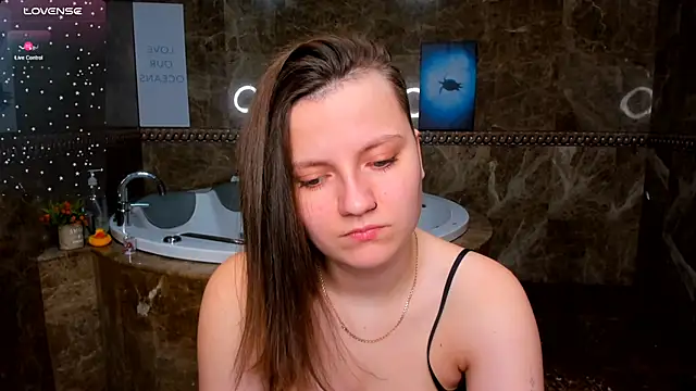 MelindaTin online show from February 13, 1:18 am