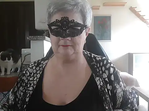 simona60 online show from April 15, 1:22 pm