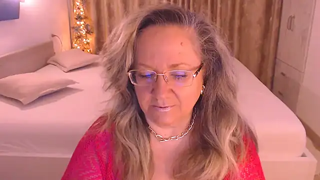 Raisshy online show from February 5, 7:00 am