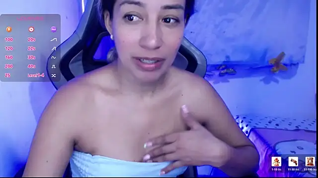 ninatiny online show from March 1, 2:06 pm