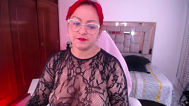salomecastro  online show from October 19, 3:36 pm