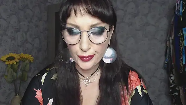 Aziza1 online show from September 17, 6:06 pm