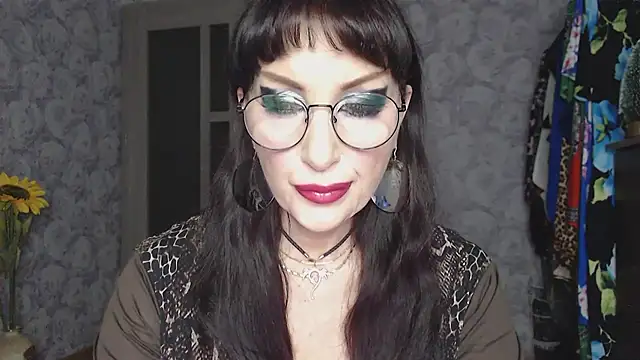 Aziza1 online show from December 15, 8:36 pm