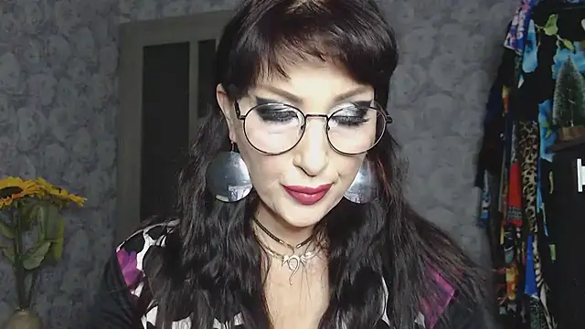 Aziza1 online show from September 28, 3:17 pm