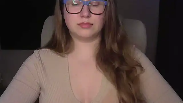 SeasonalSomeone online show from March 15, 11:40 pm