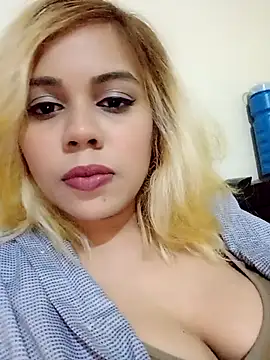 Nainagupta7890 online show from December 3, 3:36 pm