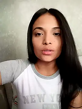  Estrellita  online show from March 3, 5:30 pm