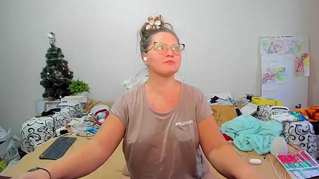 IamYourNarcotic online show from February 5, 2:09 pm