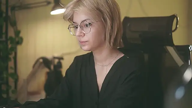 alyssa sweet online show from May 29, 4:32 am
