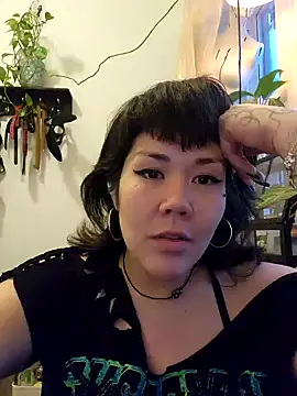 missemi online show from April 15, 10:49 am