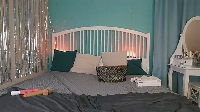 GingerArin online show from April 12, 12:52 pm