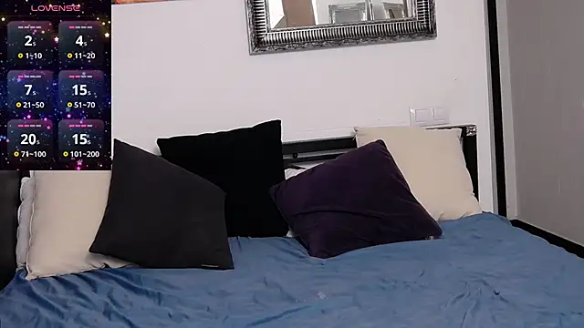 Ashley Ross  online show from October 27, 7:48 am