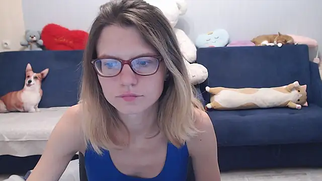 Snapshot of night_is_dark chatting on September 15, 3:53 pm night is dark online show from September 15, 3:53 pm