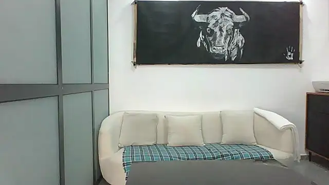 Snapshot of miss-cathy chatting on September 29, 8:08 am miss-cathy online show from September 29, 8:08 am