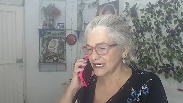 FunnyGrandma online show from February 10, 12:02 am