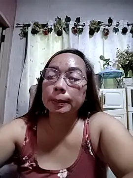 asianwet4u online show from December 14, 5:35 am