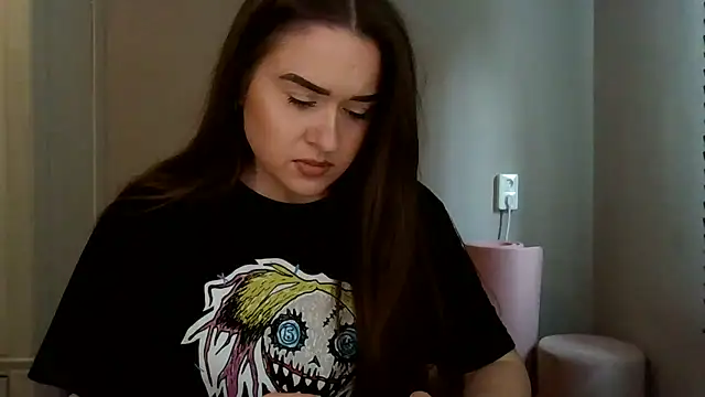 avajade online show from October 10, 10:09 am