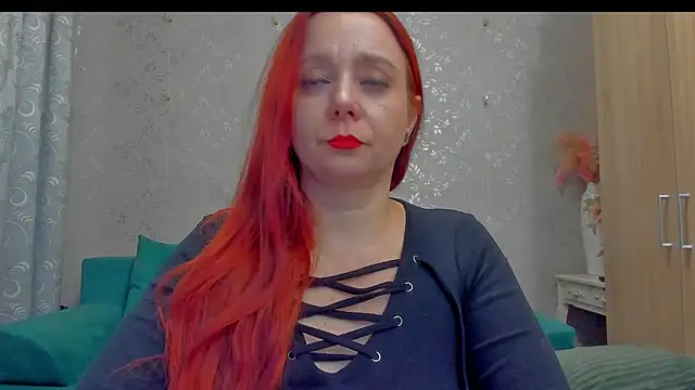 emilianna666 online show from January 9, 1:37 pm