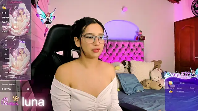 Luniverse online show from February 3, 6:45 pm