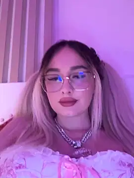 mollyxxx online show from February 3, 1:48 am