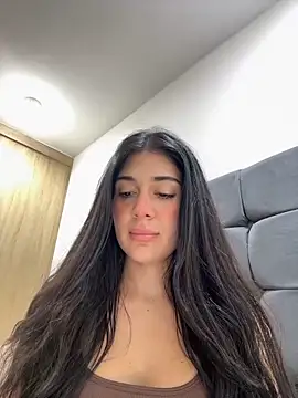 LaanaCooper online show from September 25, 8:06 pm