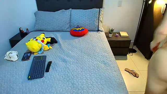 Kimy Angel online show from October 6, 1:33 am