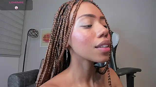 ashley 23  online show from February 14, 4:36 am