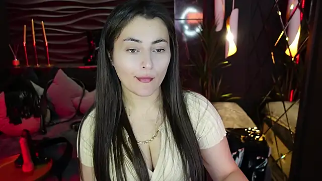 KylieMellow online show from October 26, 5:36 am